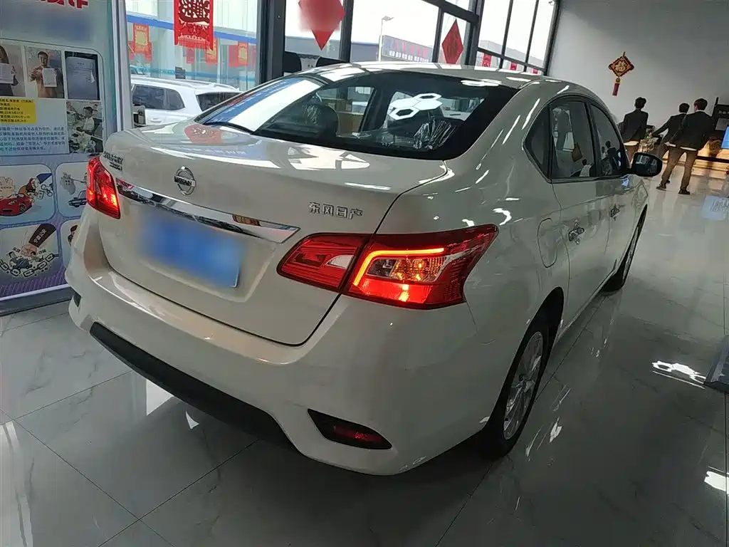 Sylphy Facelift II Classic 1.6 XE CVT Comfort