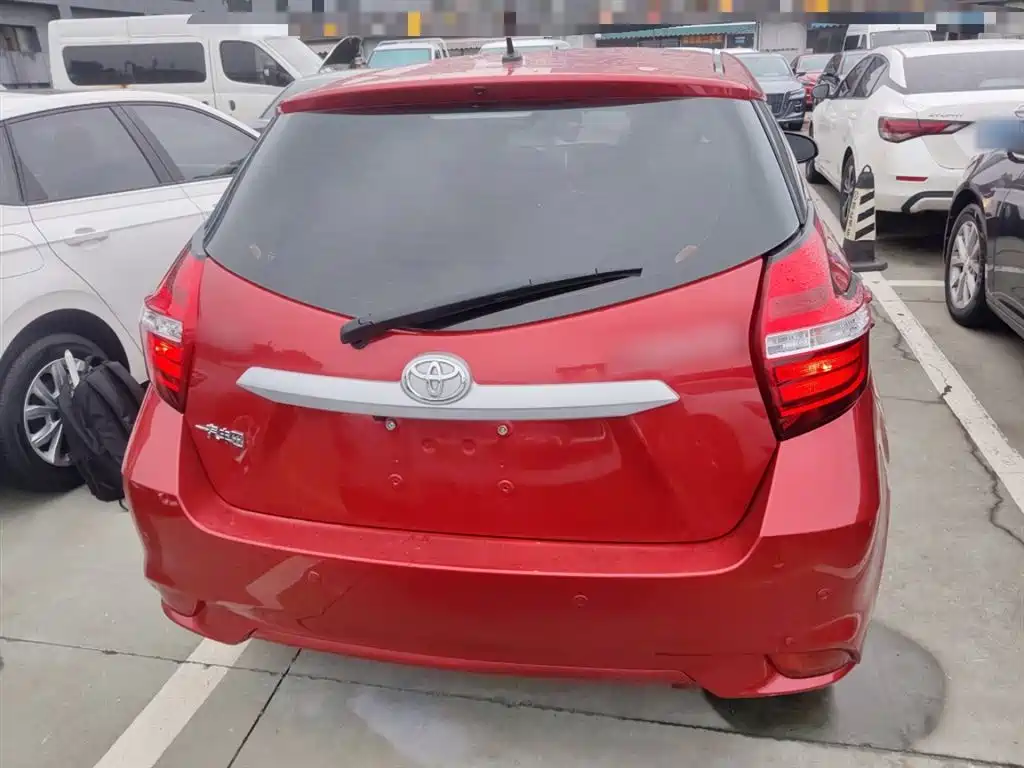 Vios FS 1.5 L CVT Sharp Speed