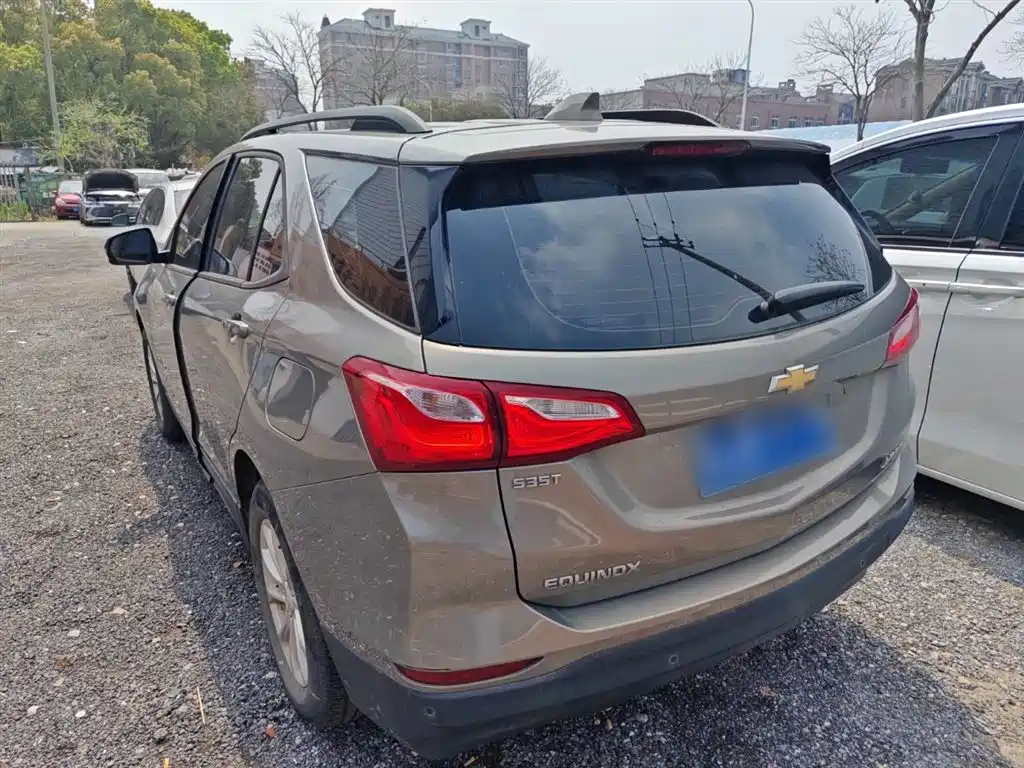 Equinox 535 T Auto Speed World CN-VI