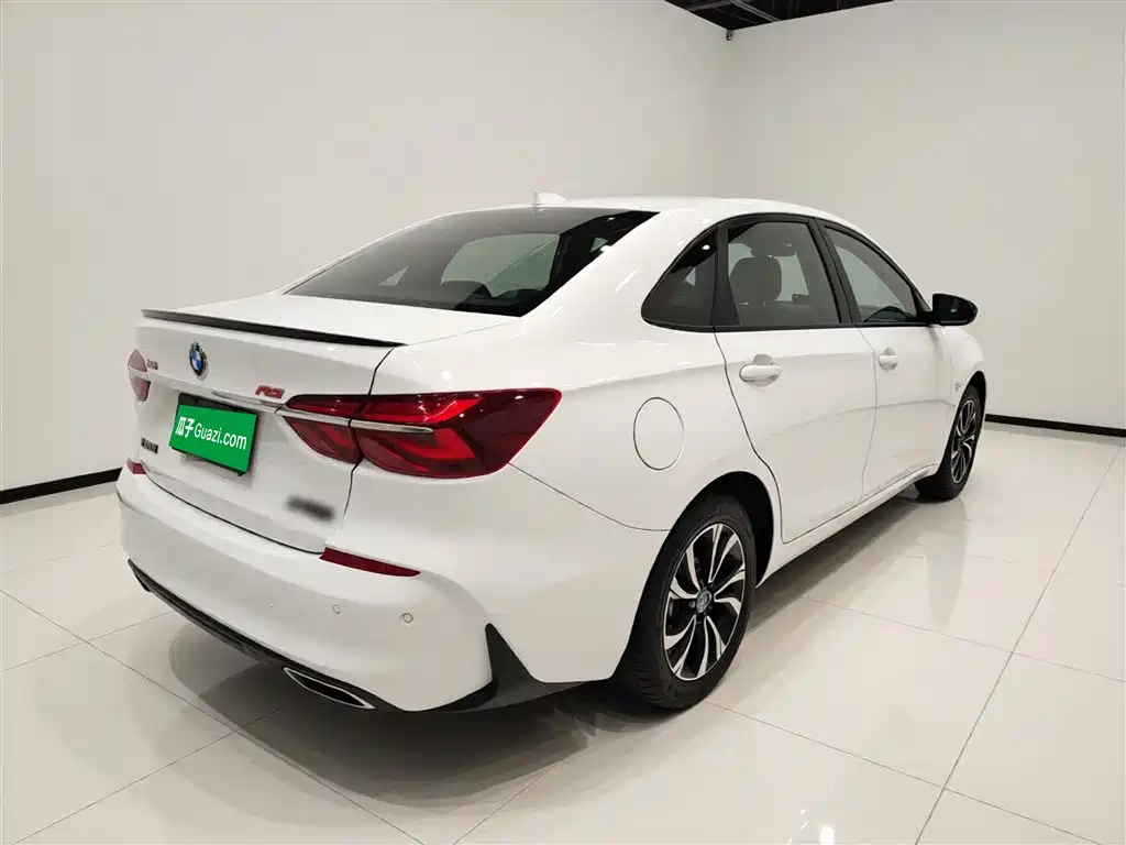 Monza Mild Hybrid RS 330 T Auto Exciting