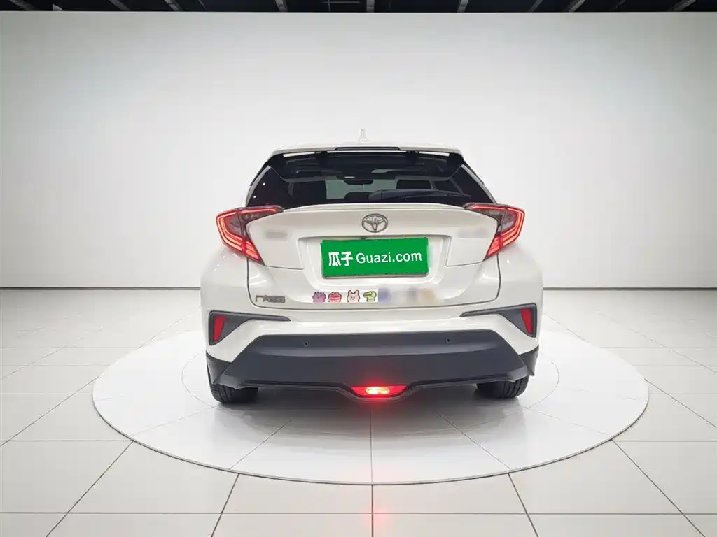 Toyota C-HR 丰田C-HR 2018款 2.0 L 旗舰天窗版 国V