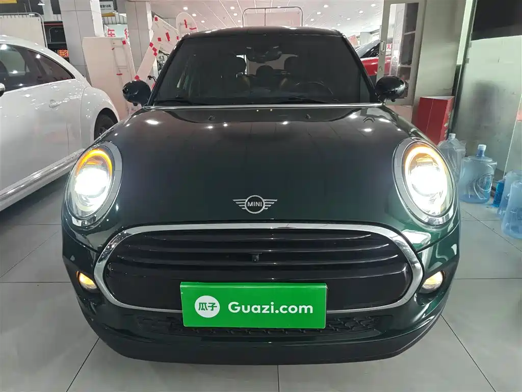 MINI 1.5 T COOPER Classic 5-door