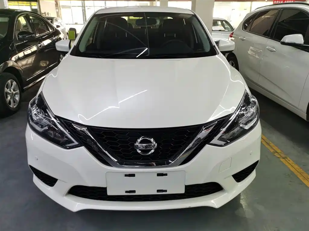 Sylphy Classic 1.6 XE CVT Comfort