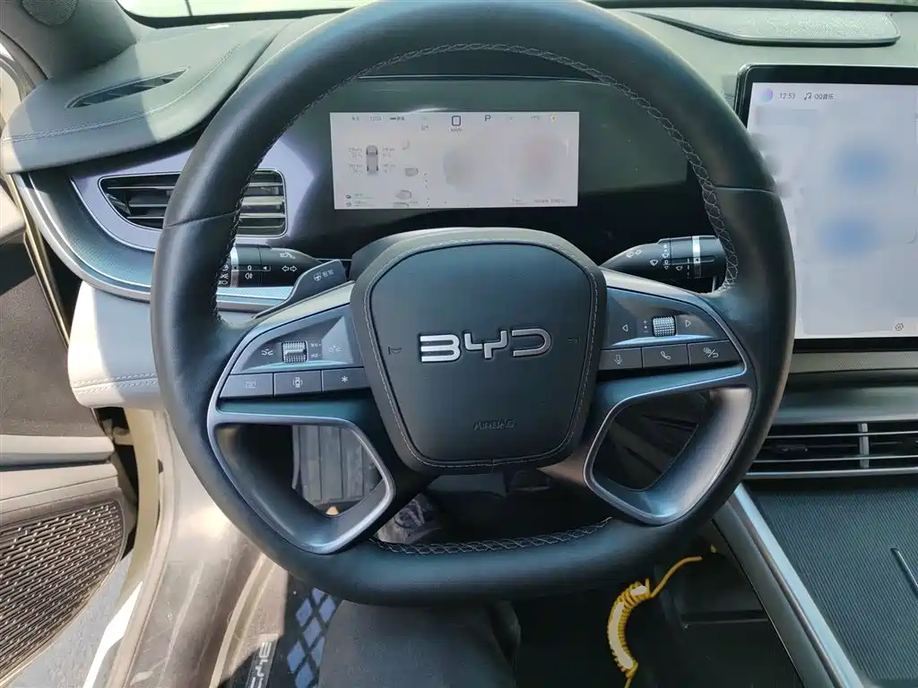Seal 07 DM-i 海豹07 DM-i 2025款 智驾版 DM-i 1.5 L 125 km 精英型