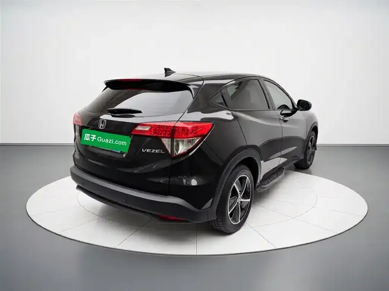 Honda Vezel 1.5 L CVT Pioneer