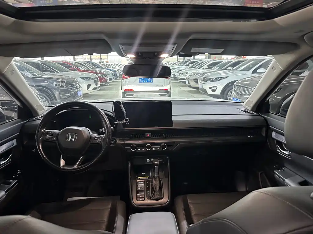 Honda CR-V 240 TURBO 2 WD Sharp Style 5-seat