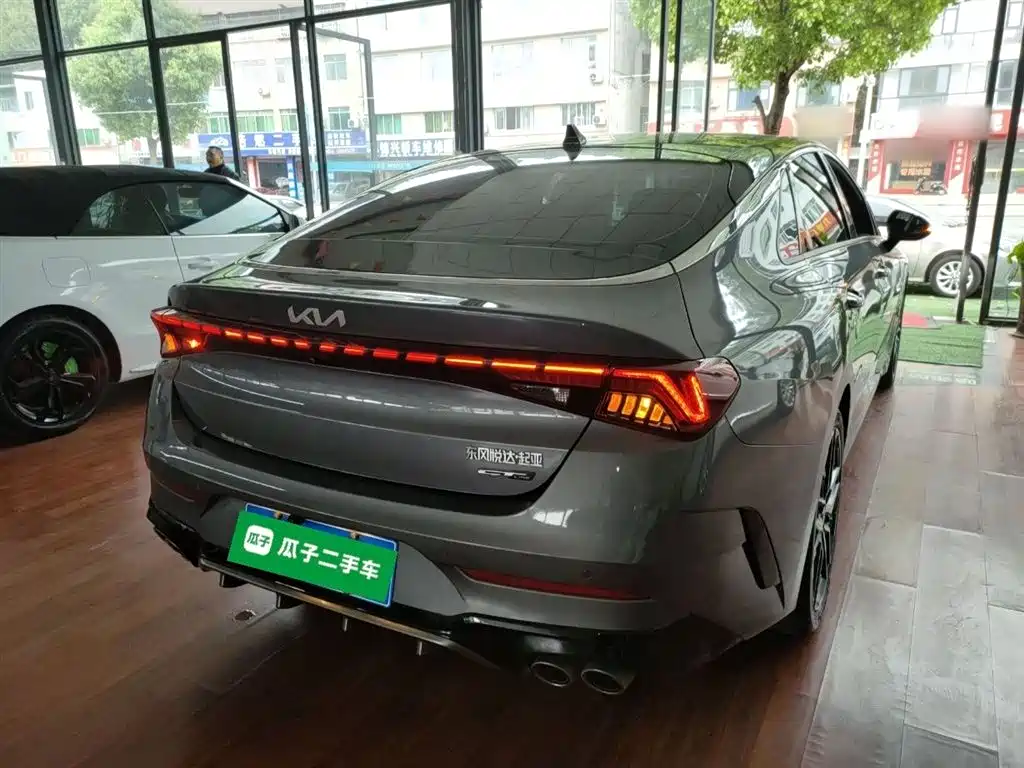 Kia K5 380 T GT-Line Refreshed