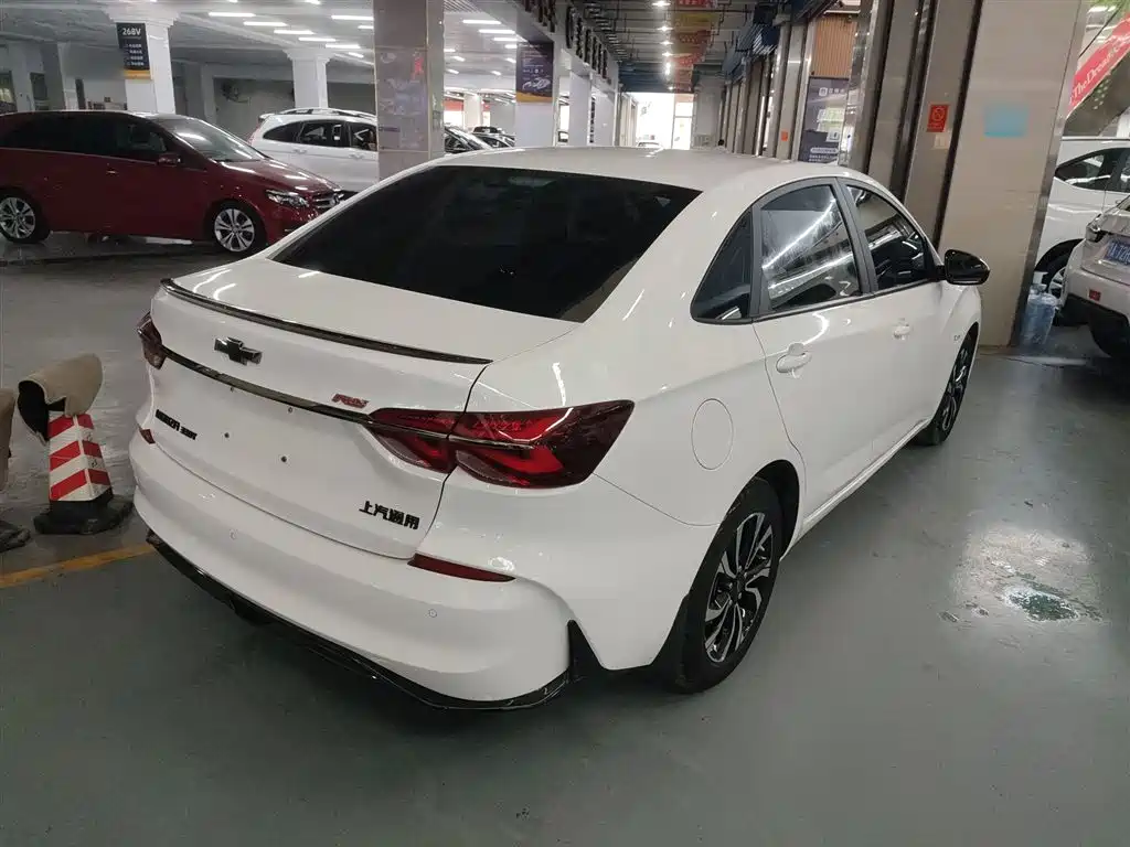 Monza Mild Hybrid RS 330 T Auto Smooth