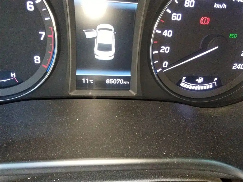 Mistra 1.8 L Auto Distinguished DLX CN-V