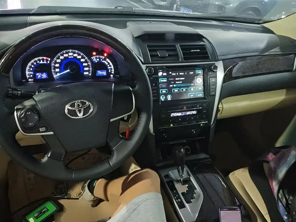 Camry 2.0 G Leading