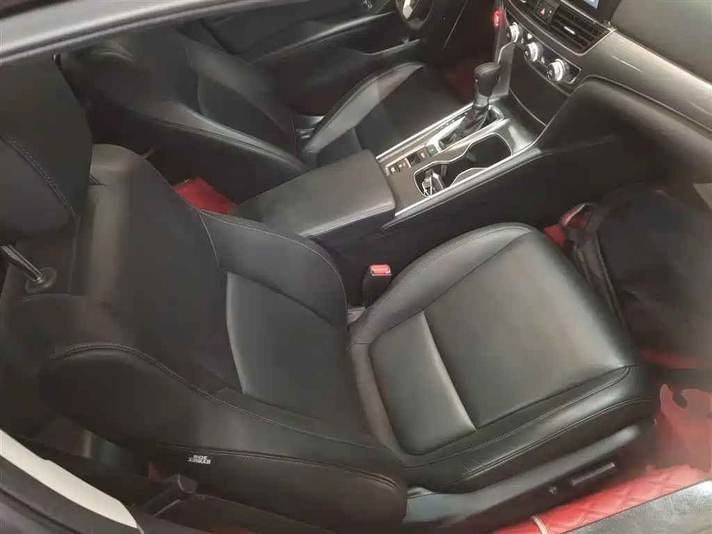 Accord 260 TURBO Luxury CN-VI