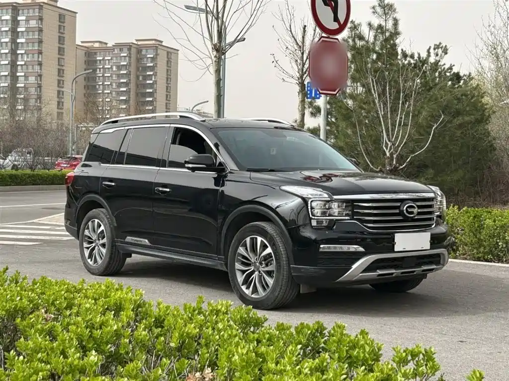 GAC Trumpchi GS8 320 T 2 WD Luxury Connected (7-seat)
