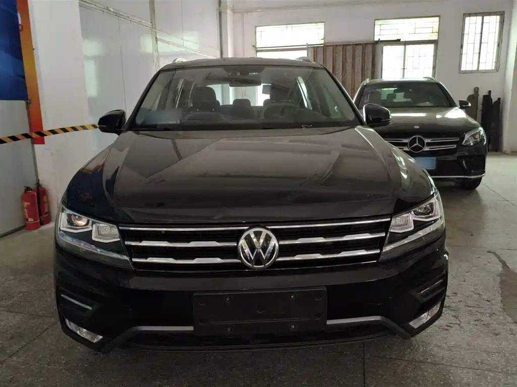 Tiguan L Facelift 330 TSI Auto 2 WD Comfort