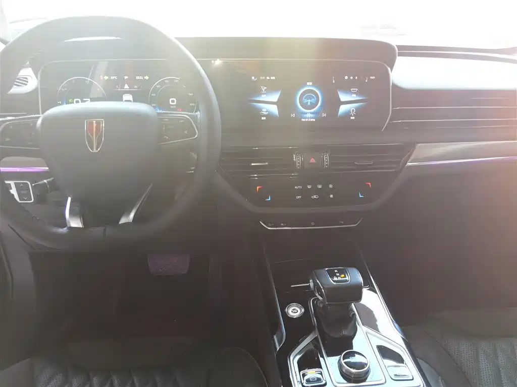Hongqi HS5 Facelift 2.0 T Connected Flagship Enjoyment