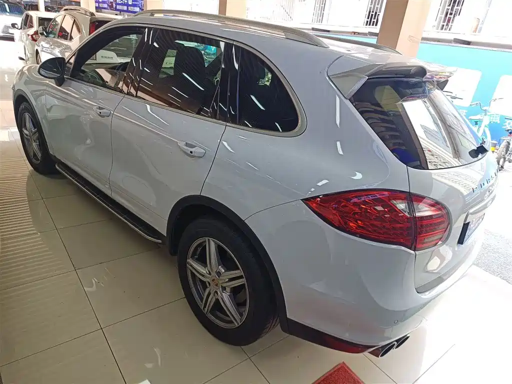 Cayenne Cayenne Platinum Edition 3.0 T