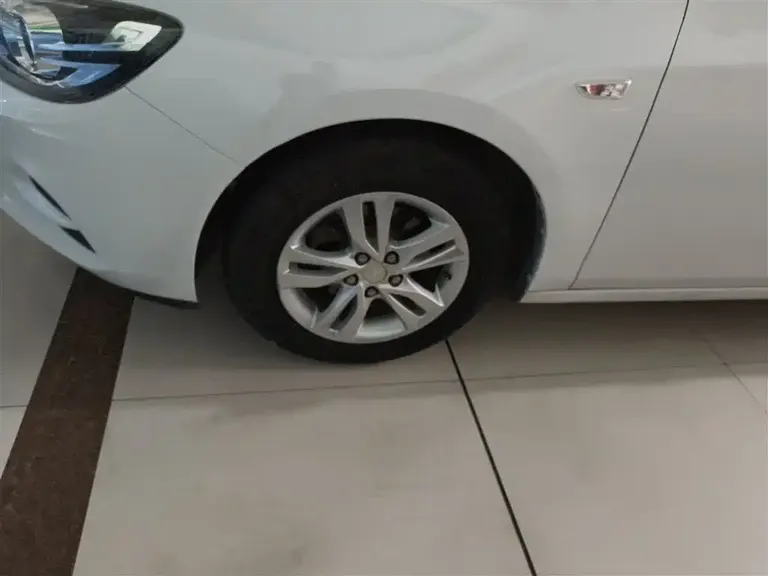Chevrolet Cavalier 320 Auto Pleasant