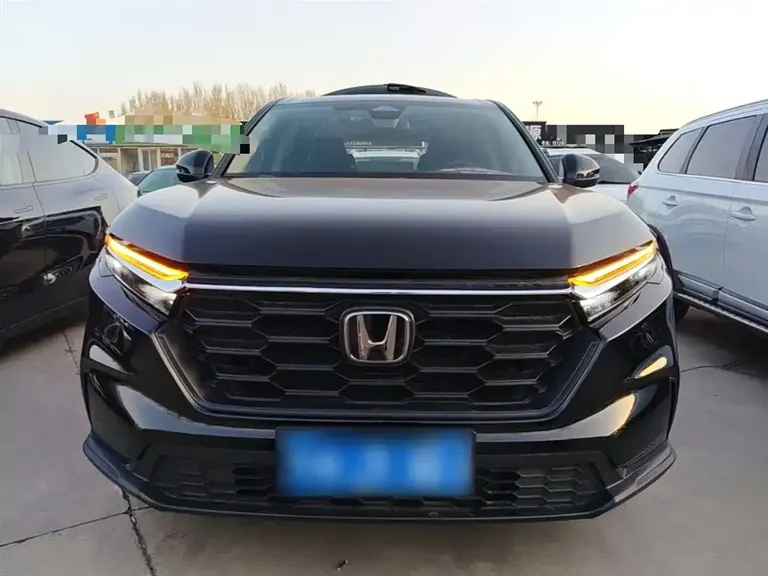 Honda CR-V 240 TURBO 2 WD Sharp Style 5-seat
