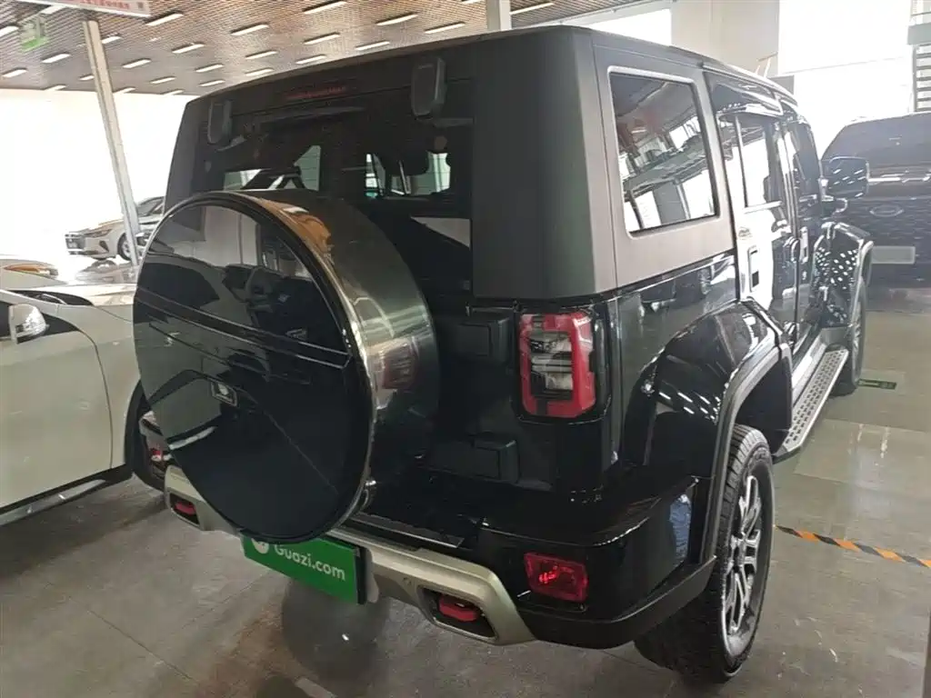 BAIC BJ40 2.0 T Auto 4 WD City Hunter Swordsman