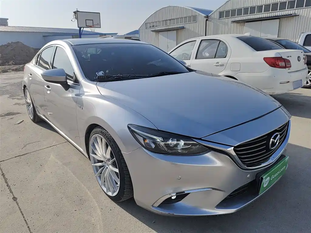 Atenza 2.0 L Blue Sky Luxury
