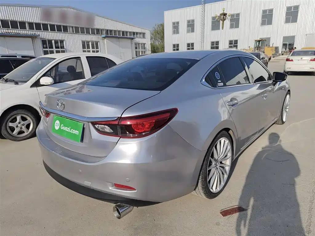 Atenza 2.0 L Blue Sky Luxury