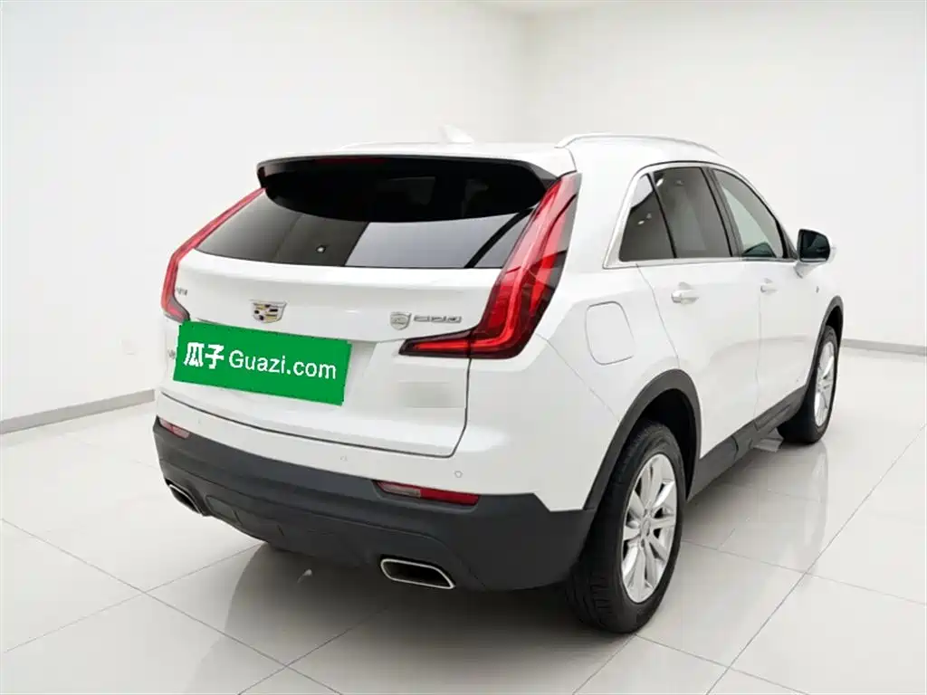 Cadillac XT4 28 T 2 WD Tech