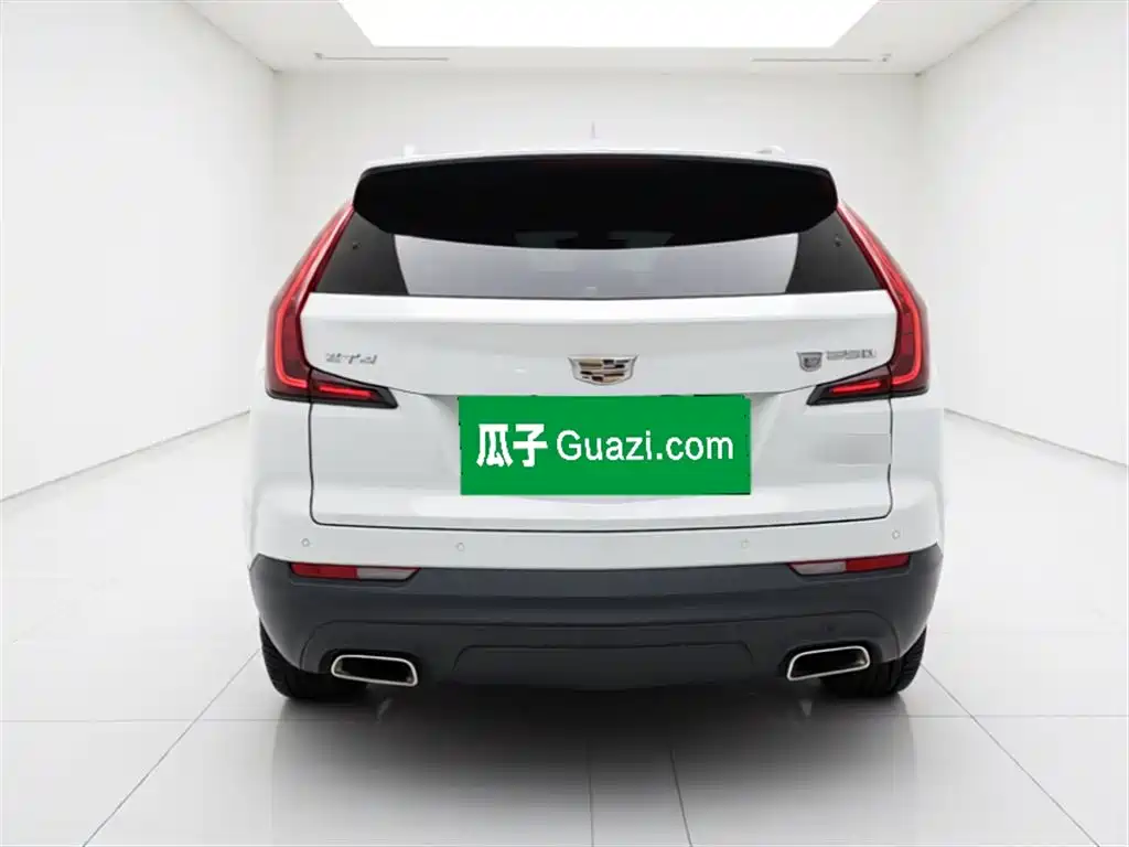 Cadillac XT4 28 T 2 WD Tech