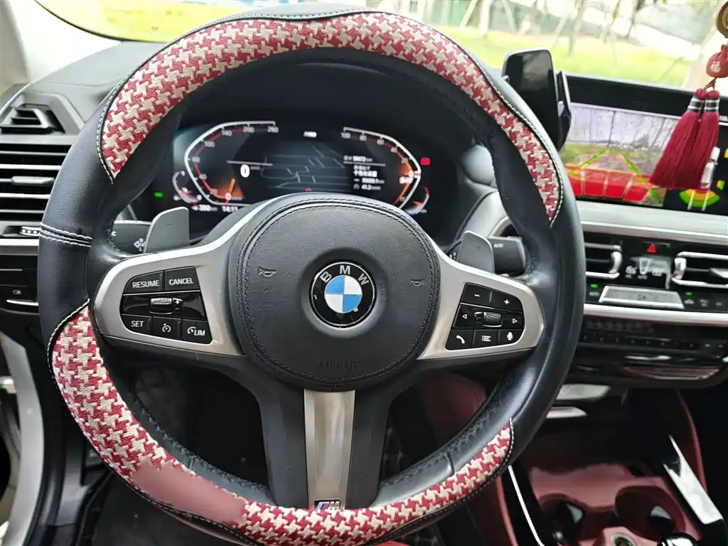 BMW X4 xDrive 25 i M Sport Package