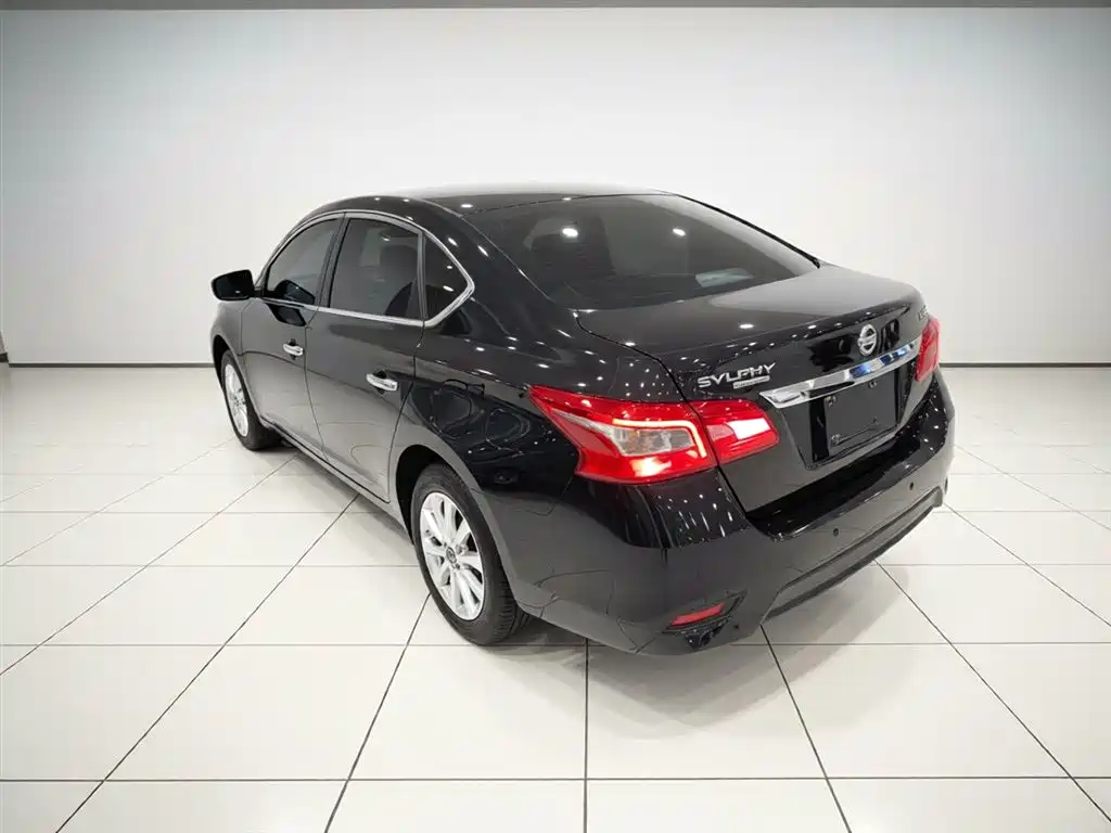 Sylphy Classic 1.6 XE CVT Comfort