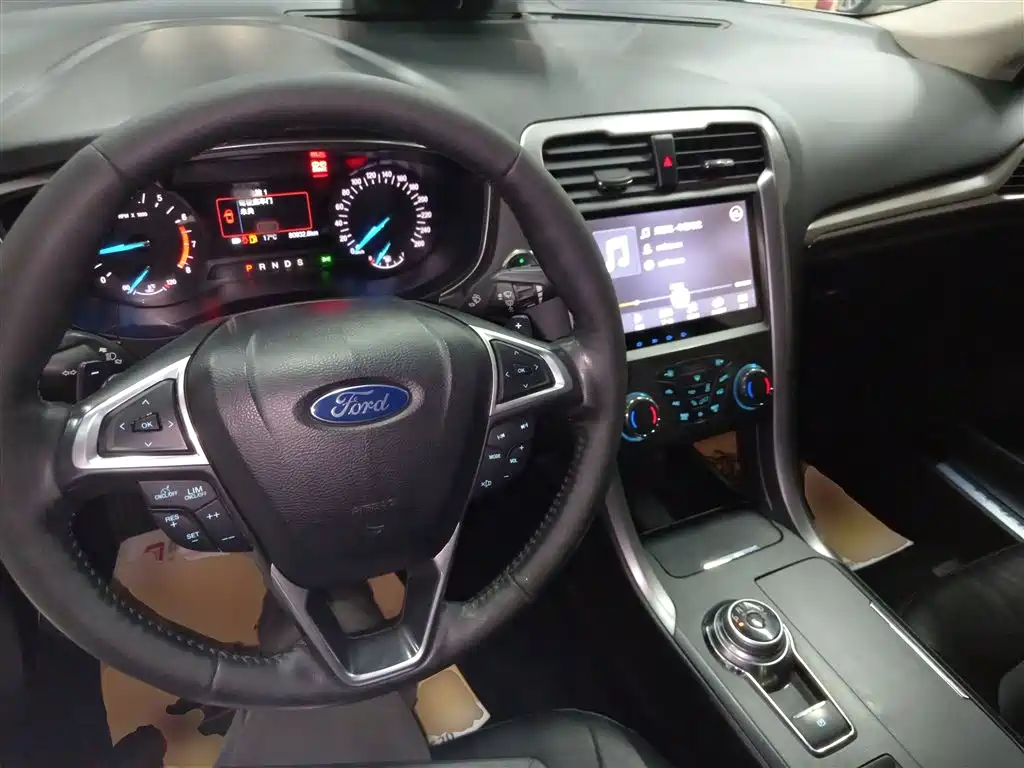 Mondeo EcoBoost 200 Fashion