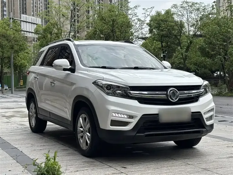 Dongfeng Fengguang S560 风光S560 2018款 1.8 L CVT精英型 5座