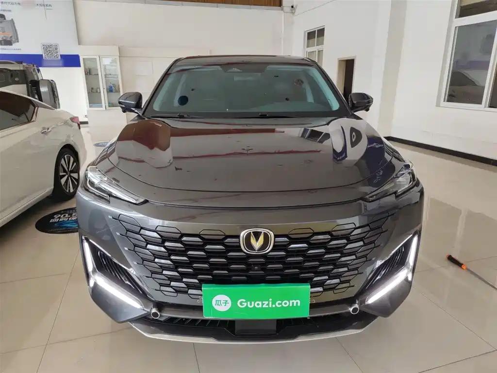 Changan UNI-K 2.0 T Distinguished