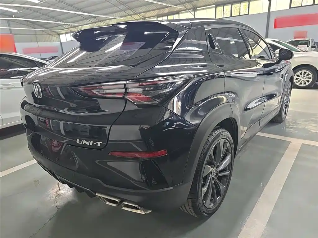 Changan UNI-T 1.5 T Distinguished