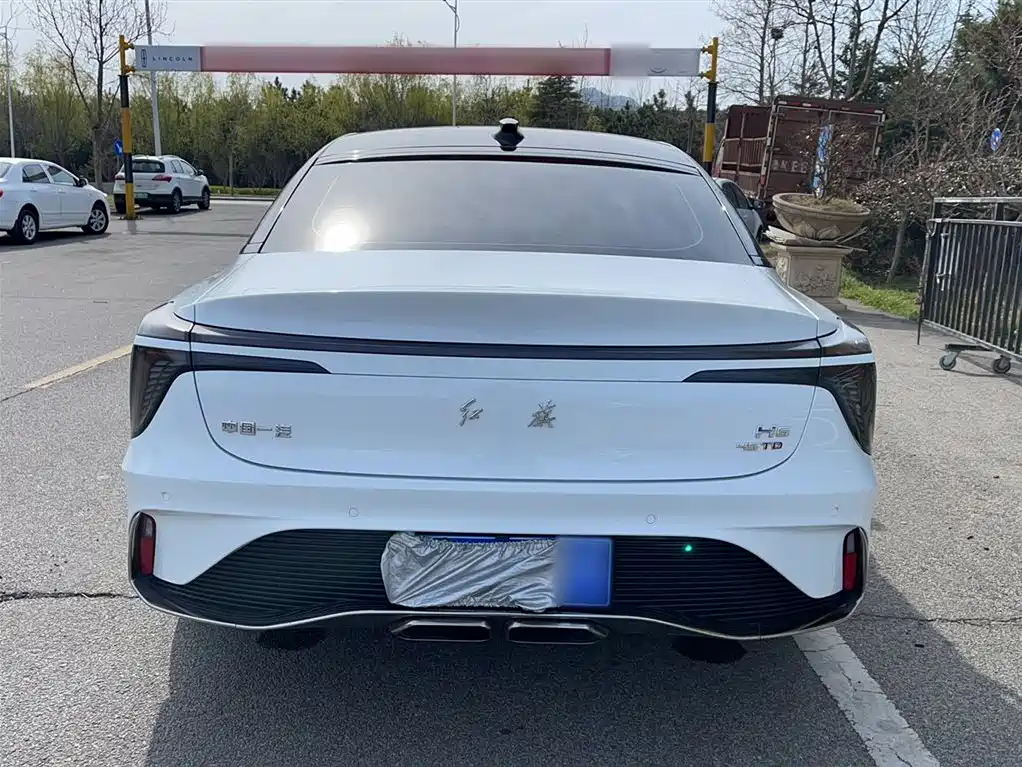 Hongqi H6 2.0 T Zhishang