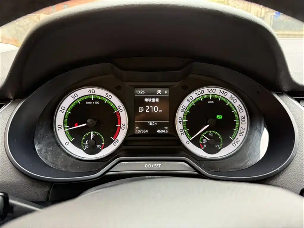 Octavia TSI280 DSG Luxury