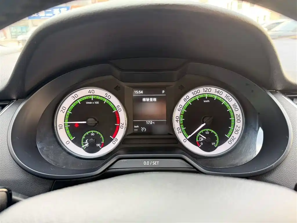Octavia TSI280 DSG Luxury