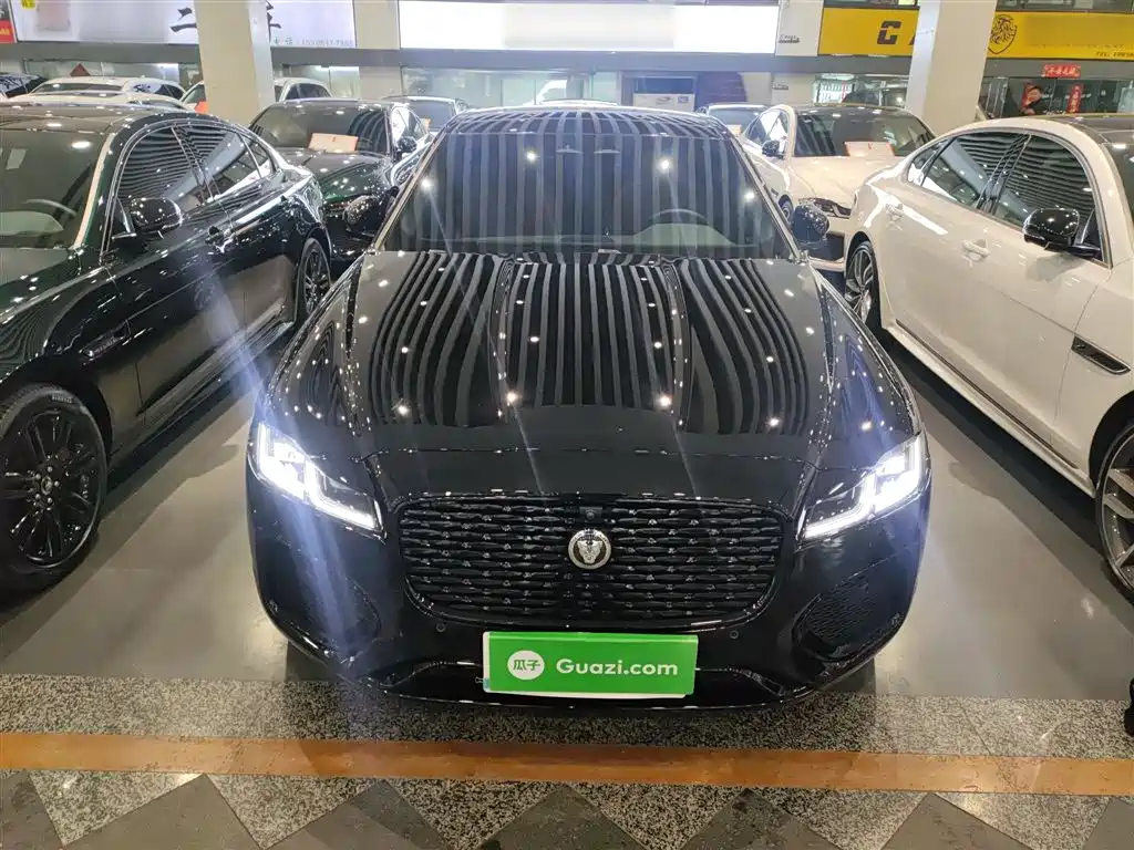Jaguar XFL 捷豹XFL 2025款 2.0 T P300 四驱90周年典藏版