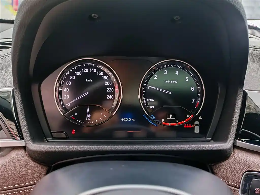 BMW X2 sDrive25 i Leading M Sport Package