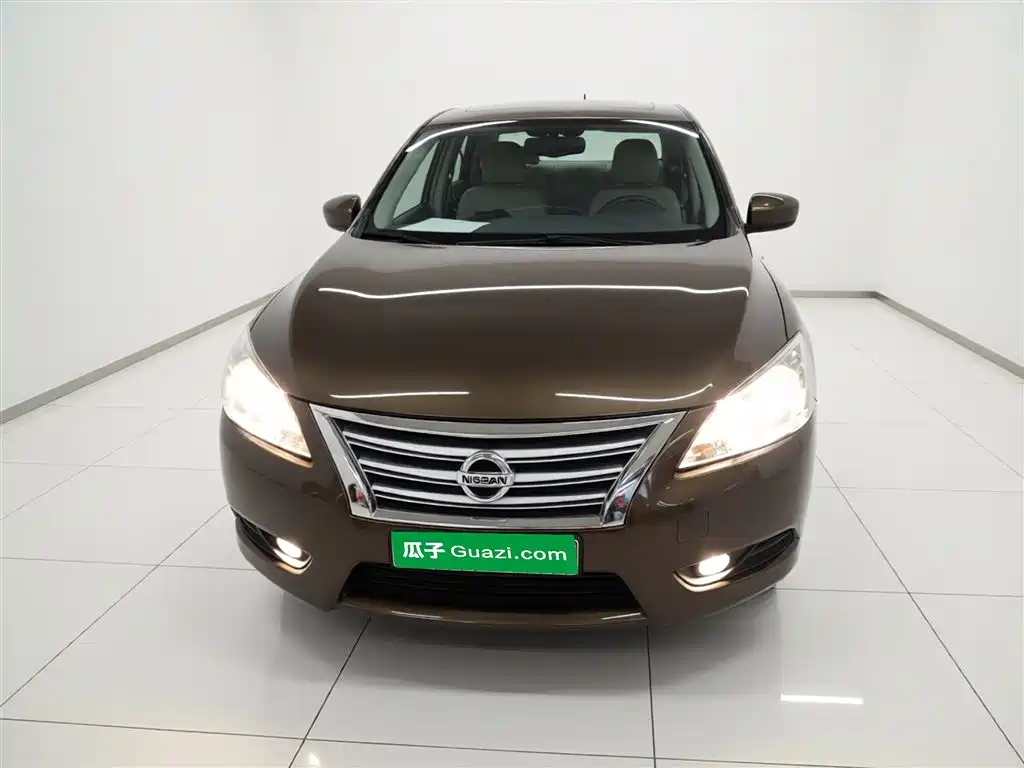 Sylphy 1.6 XV CVT Premium