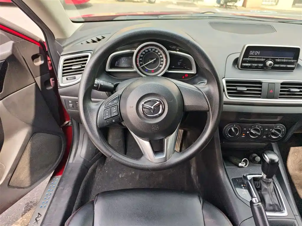Mazda 3 Axela Sedan 1.5 L Auto Comfort