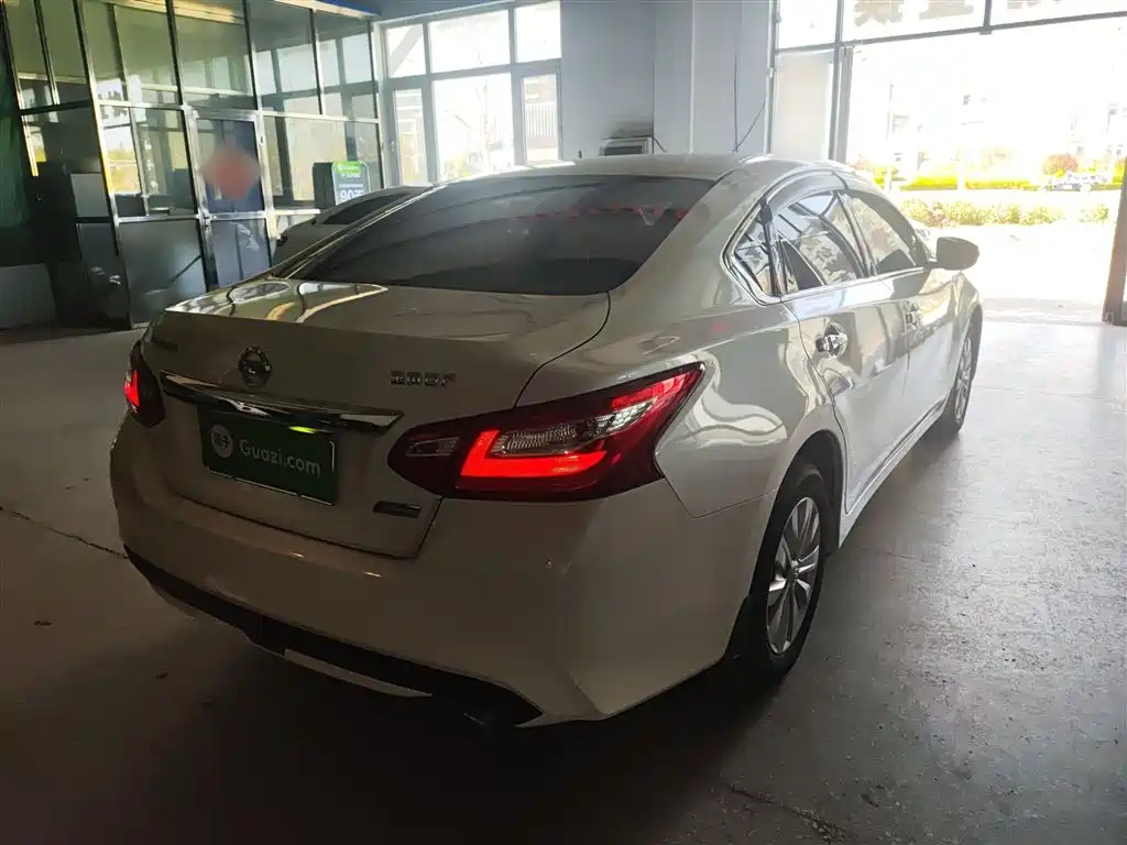 Teana Facelift 2.0 L XL Comfort