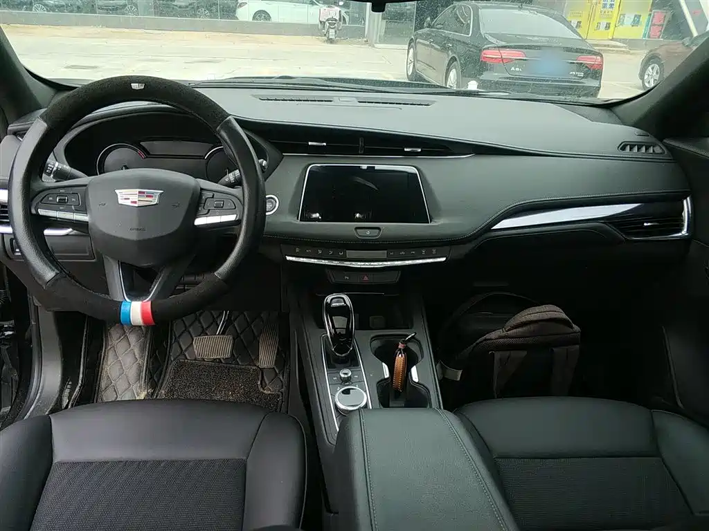 Cadillac XT4 28 T 2 WD Style