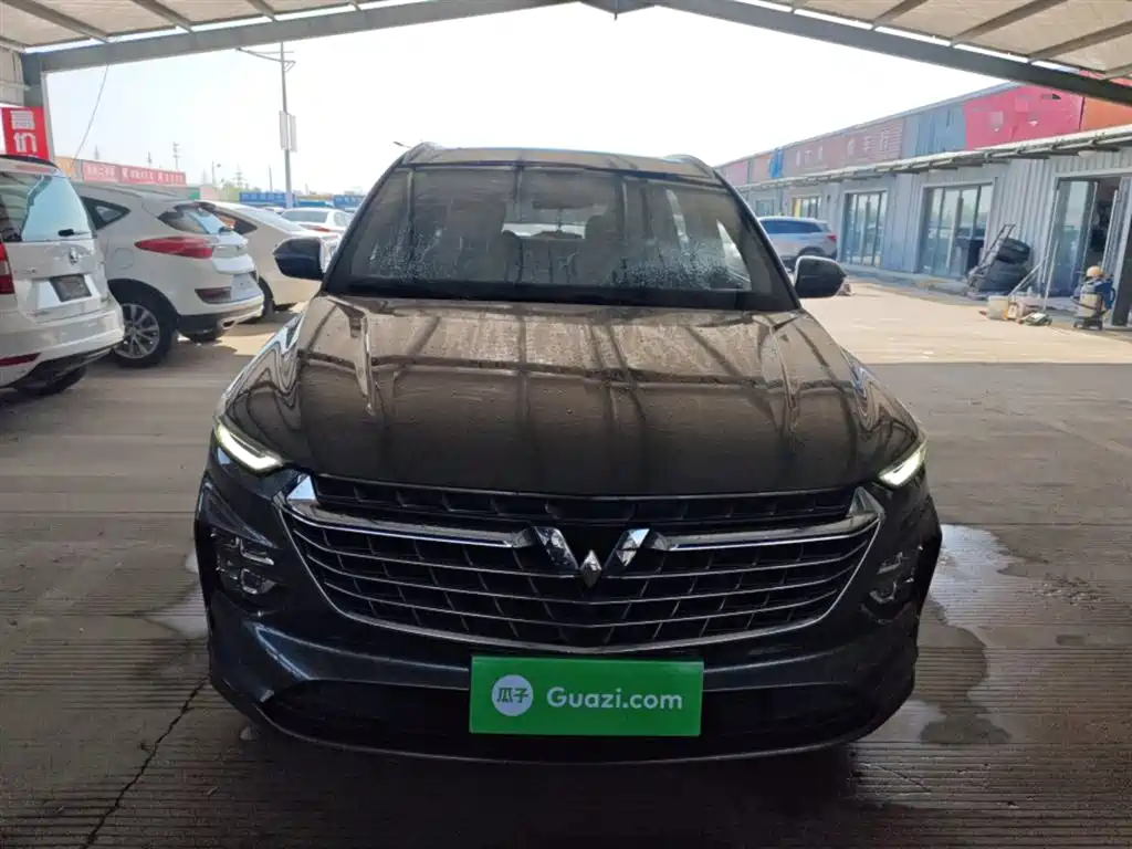 Wuling Victory 1.5 T CVT Flagship
