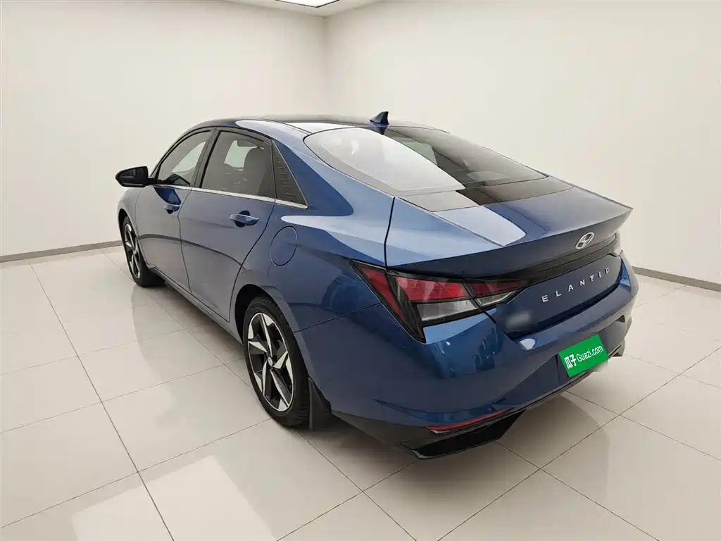 Elantra 1.5 L CVT GLX Elite