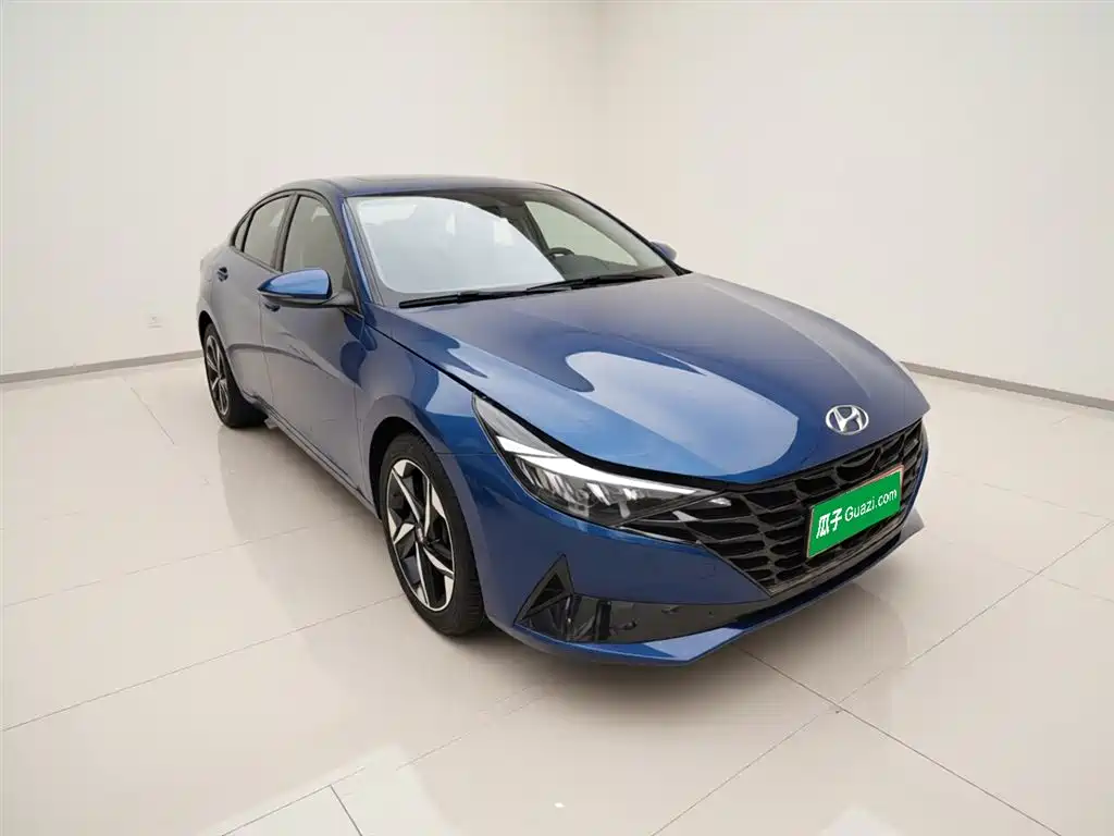Elantra 1.5 L CVT GLX Elite