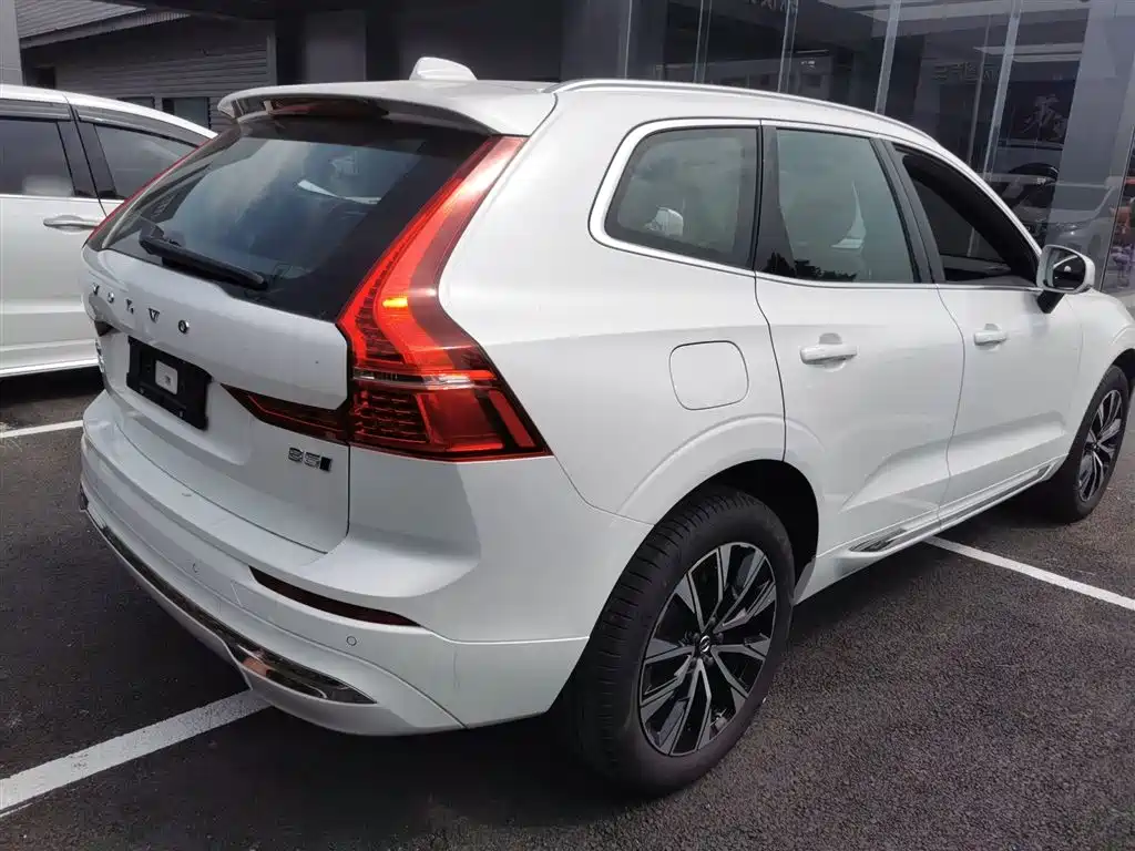 Volvo XC60 B5 4 WD Smart Vision Luxury
