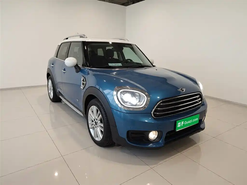 MINI COUNTRYMAN 1.5 T COOPER ALL4 Traveller