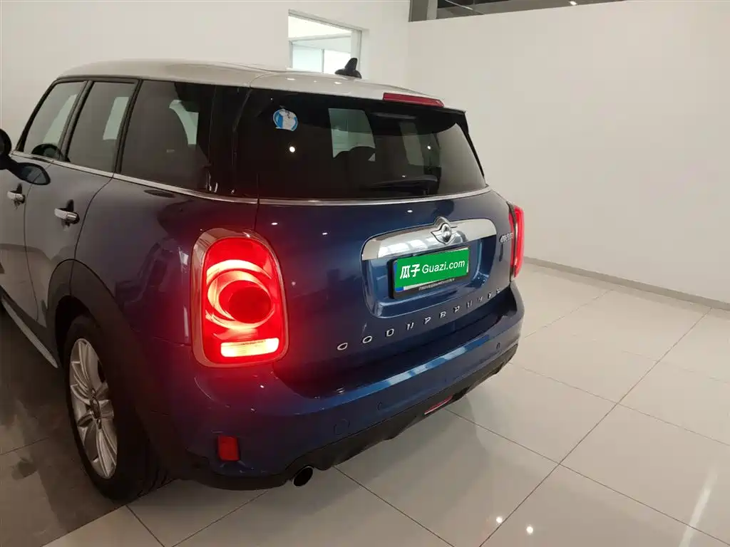 MINI COUNTRYMAN 1.5 T COOPER ALL4 Traveller