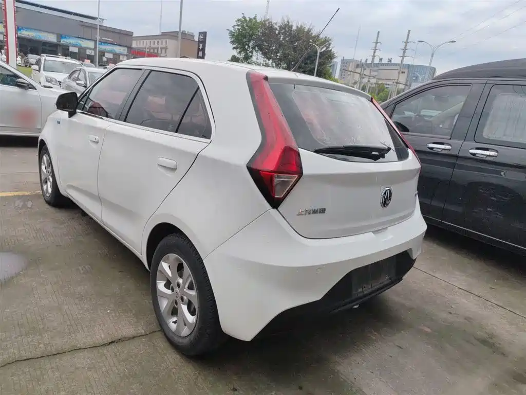 MG 3 1.5 L Auto Connected Elite