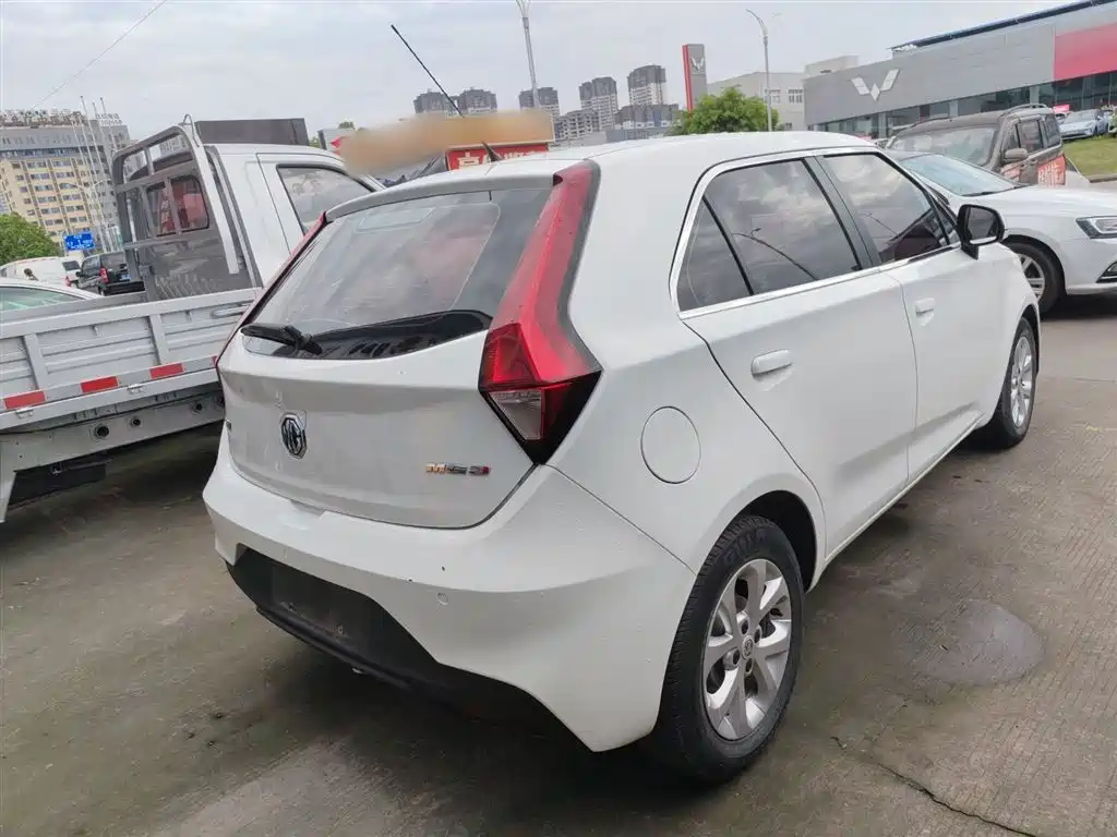 MG 3 1.5 L Auto Connected Elite