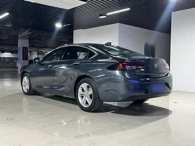 Buick Regal 20 T Elite CN-VI